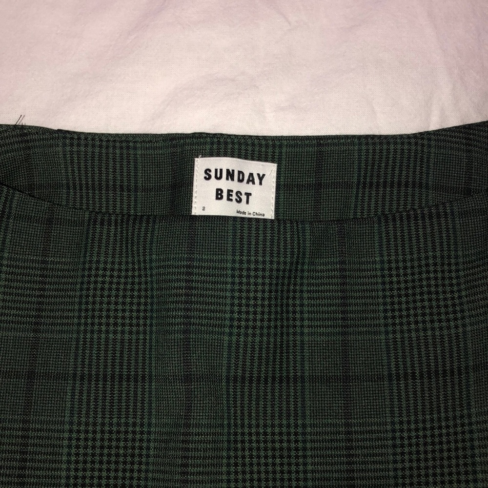 Aritzia plaid skirt - Picture 2 of 3